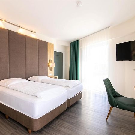 Luxstay Karben Neue Mitte - Self-Check-In Exterior foto